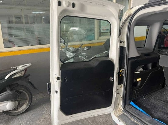 Fiat doblo cargo lounge 1.6 Mjt 105cv 5 posti. Prezzo 6900