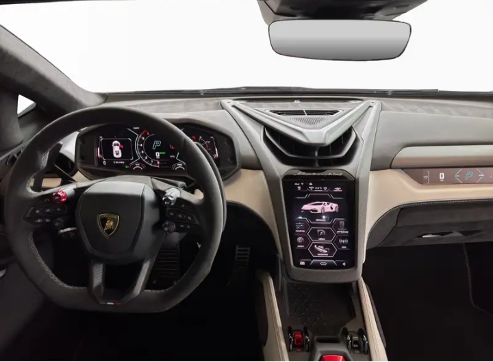 Lamborghini Revuelto V12 Plug-in Hybrid –1.016 CV prezzo 570.000€