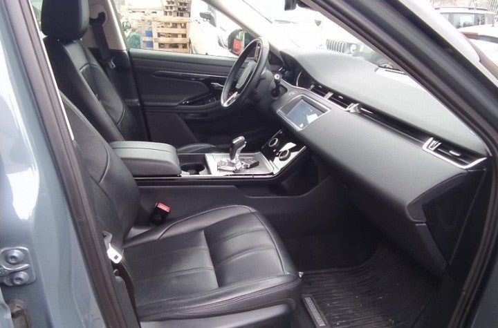 Land rover Range Rover Evoque 2.0d i4 mhev S awd 204cv auto Sequential Hybrid
(204PS), Hybrid, Sequential, 106109 km, 09/12/2021
