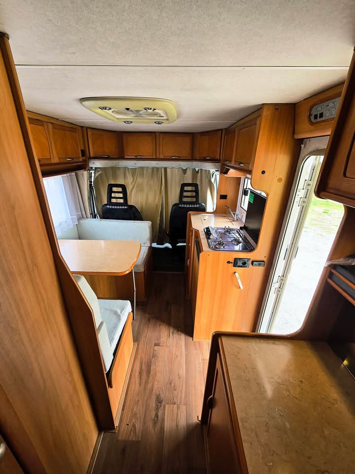 ❌ venduto apendini clara❌ ELNAGH SLEEK semintegrale   FIAT DUCATO 2.8 TURBO DIESEL,  ANNO 1998            POSTI VIAGGIO 5. 
POSTI LETTO 4
PREZZO 10.900