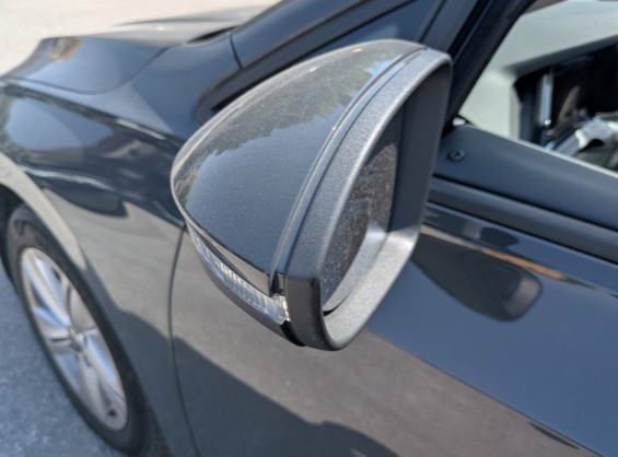 MarcaVOLKSWAGEN 
Modello Golf 2.0 tdi Life 115cv dsg 
GM995NX
