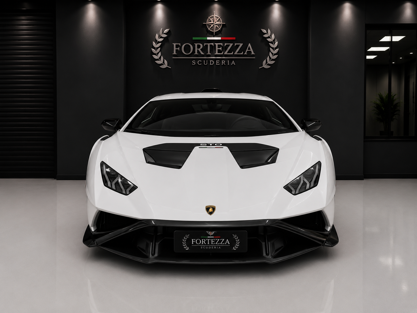 Lamborghini Huracán STO LP640-2 V10 – 639 CV.    Prezzo. 325.000€
