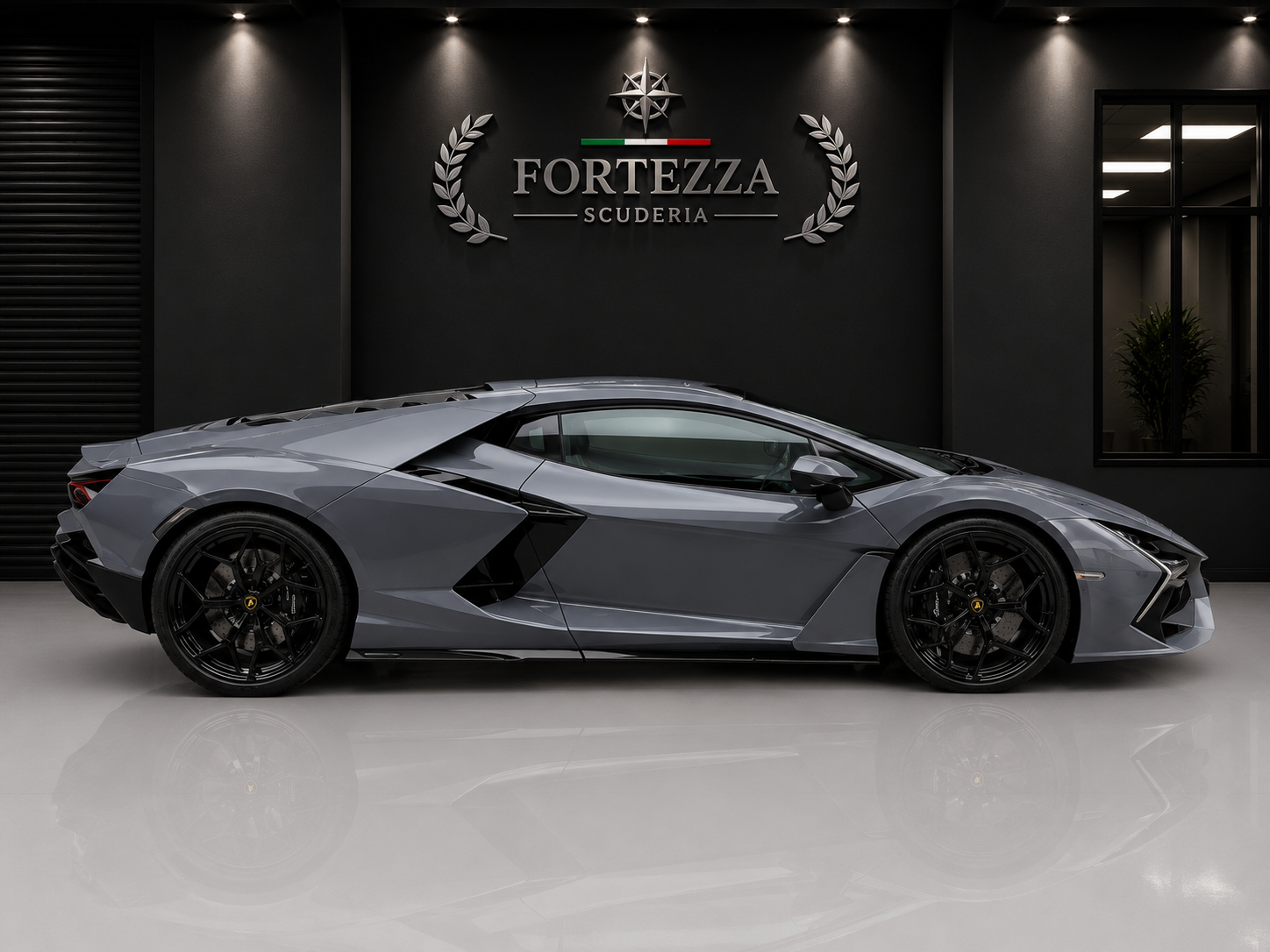 Lamborghini Revuelto V12 Plug-in Hybrid –1.016 CV prezzo 570.000€