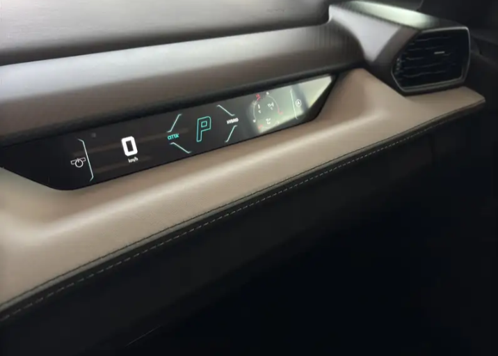 Lamborghini Revuelto V12 Plug-in Hybrid –1.016 CV prezzo 570.000€