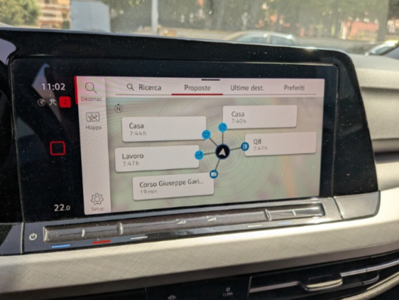 MarcaVOLKSWAGEN 
Modello Golf 2.0 tdi Life 115cv dsg 
GM995NX